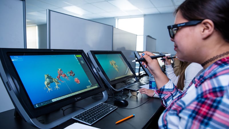 Moreau Catholic HS Discovers Flexible Science EdTech Solution